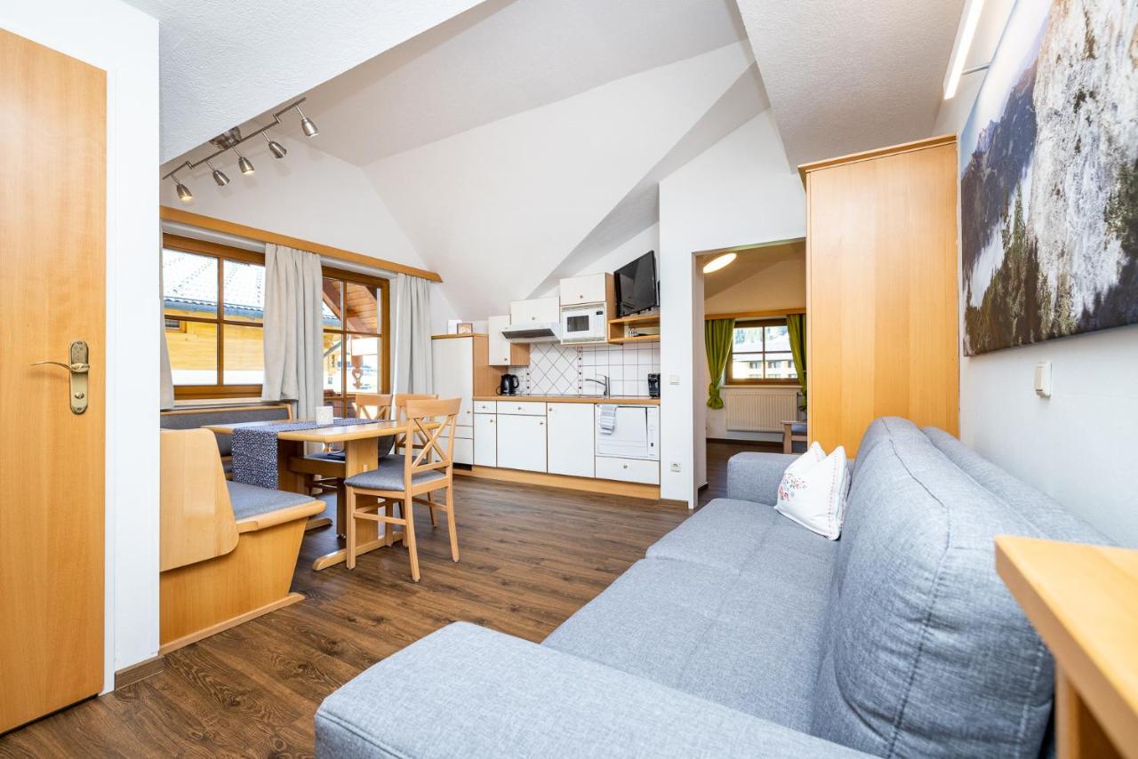 Michis Aparthotel Flachau Bagian luar foto