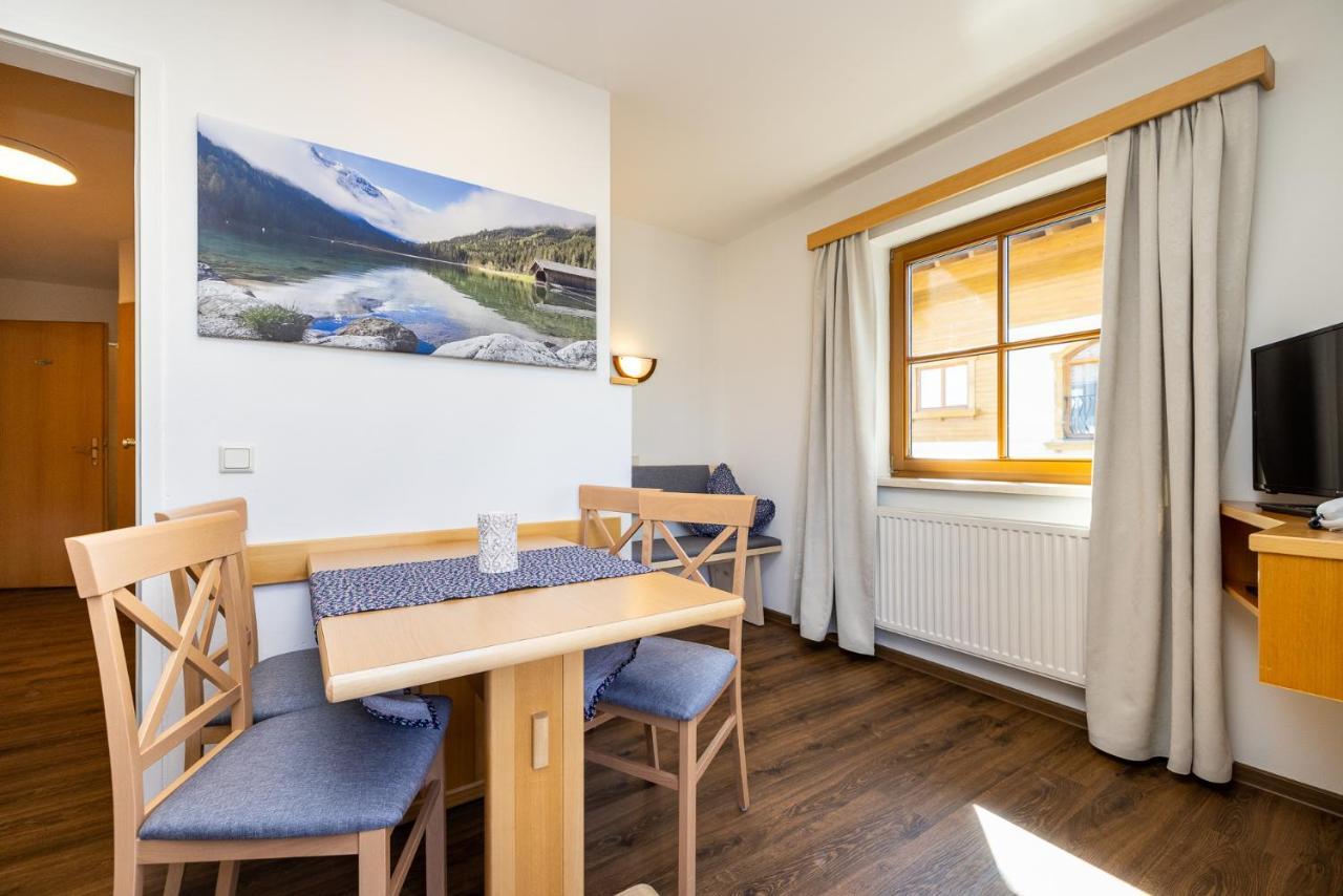 Michis Aparthotel Flachau Bagian luar foto
