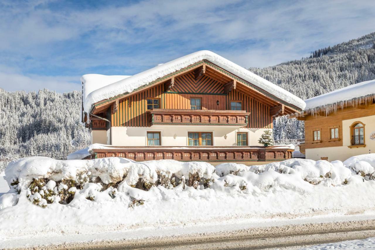 Michis Aparthotel Flachau Bagian luar foto